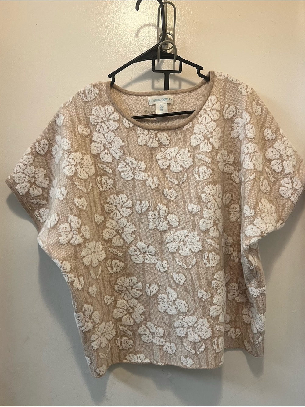 Cynthia Rowley Beige and White Floral Knit Top